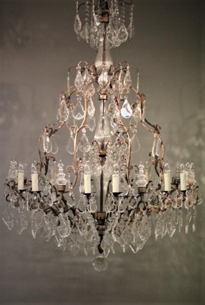 Chandelier Belgium 16