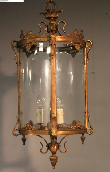 Lantern Nicolas L open